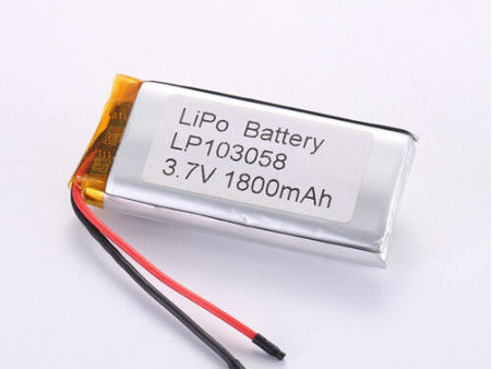 LP103058 3.7V 1800mah แบตเตอรี่ลิโอน ผู้ผลิต แบตเตอรี่ลิโธยูมโพลีเมอร์ แบตเตอรี่ซอฟท์แพ็ค พร้อมการป้องกันการท่วมและการออกแบบแบบยืดหยุ่น